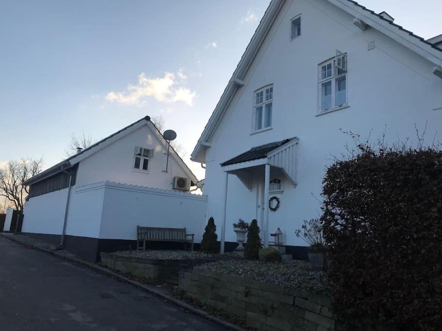 Cozy, Quiet Guest House Perfect For Business Or Pleasure Hillerød Zewnętrze zdjęcie